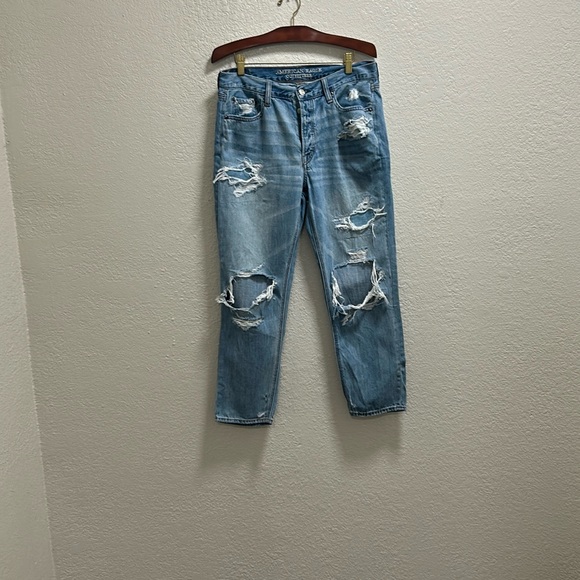 AMERICAN EAGLE DENIM JEANS SIZE 8 Short - Picture 1 of 8
